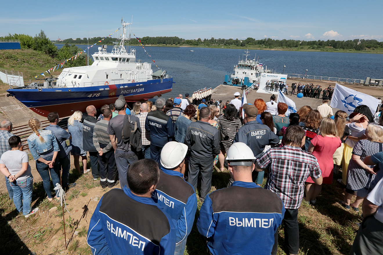 19 июня на АО «ССЗ «Вымпел» состоялся торжественный спуск на воду катера специального назначения «Грачонок»